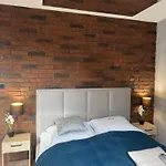 Apartamento 10000 Stare No 1 *